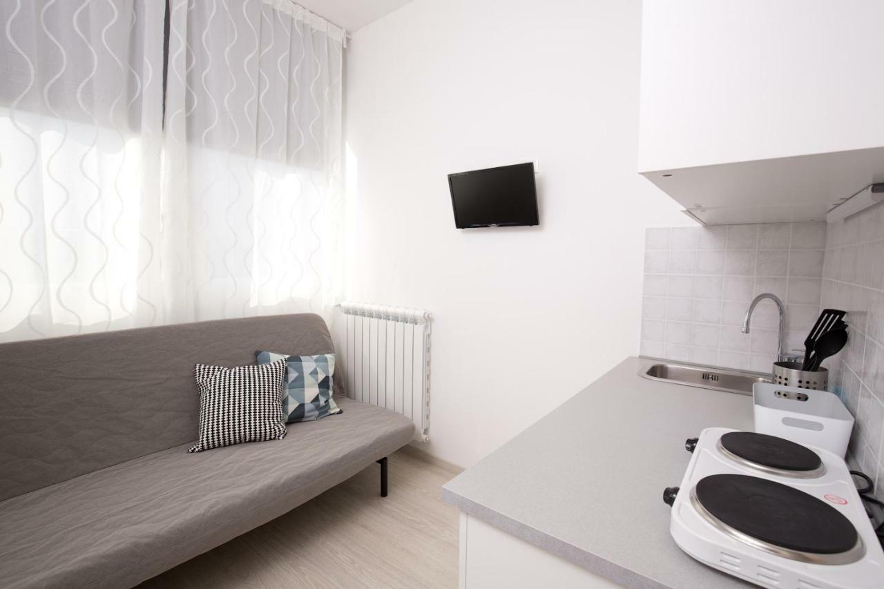 Apartment Youth