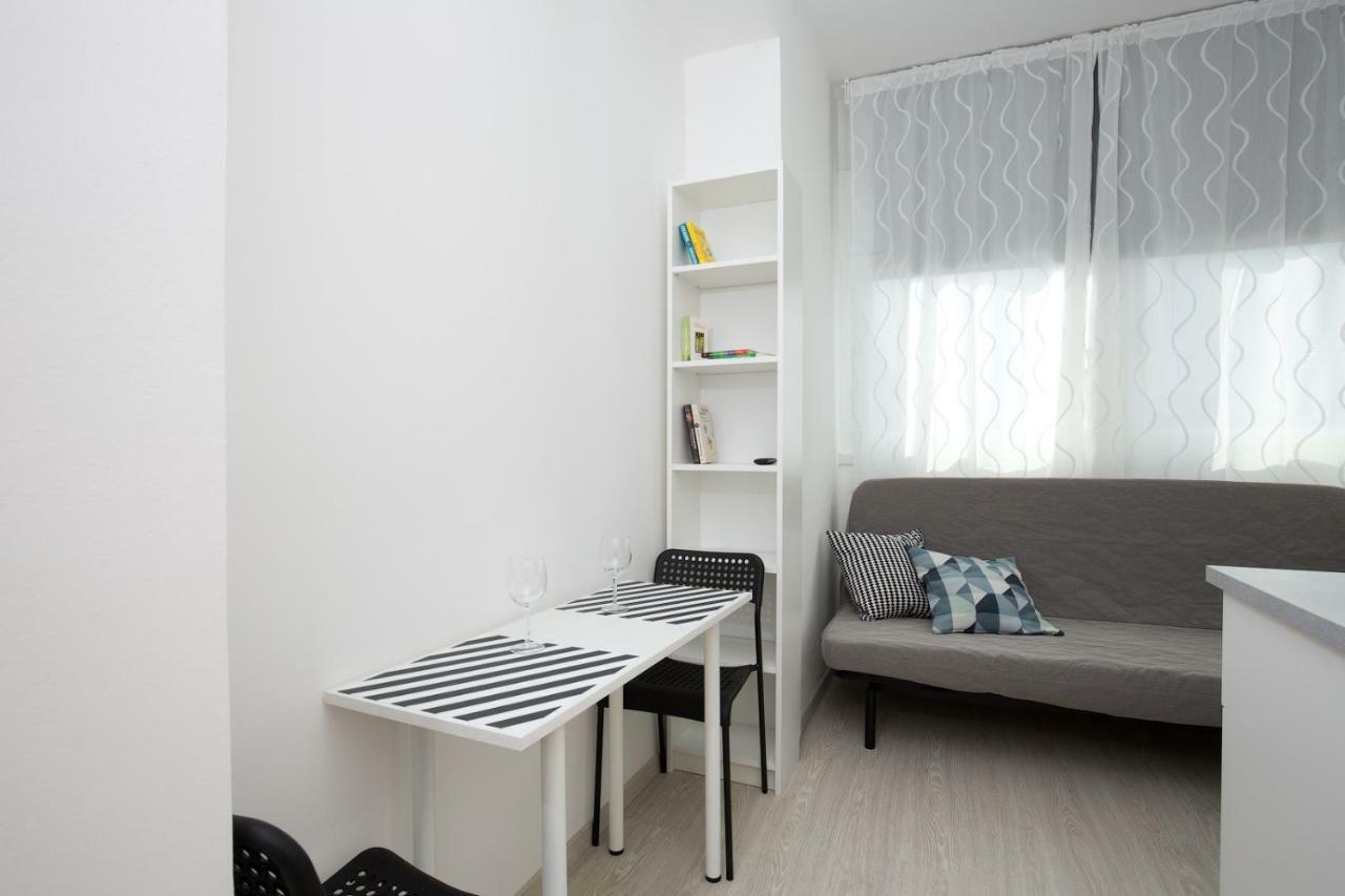 Apartment Youth